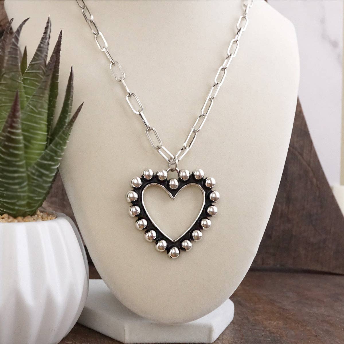 Wild Grace – Western Bubble Heart Pendant Necklace
