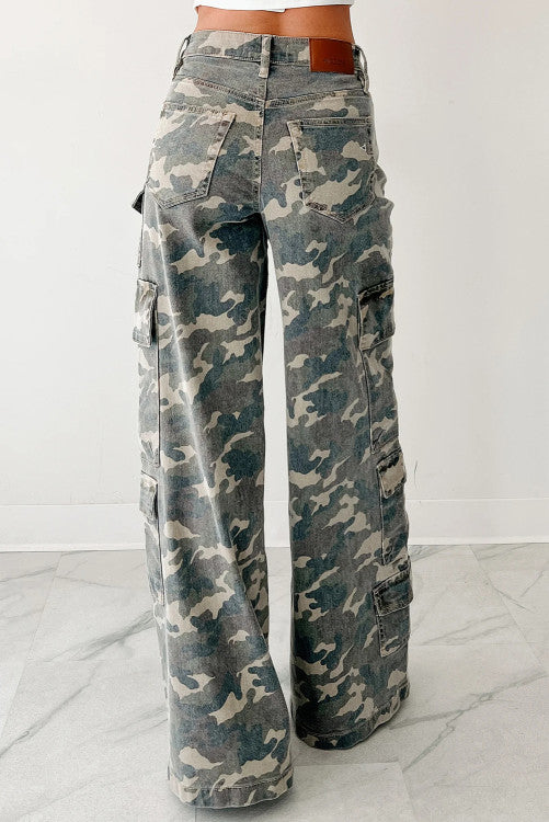 Hunting Wives Cargos
