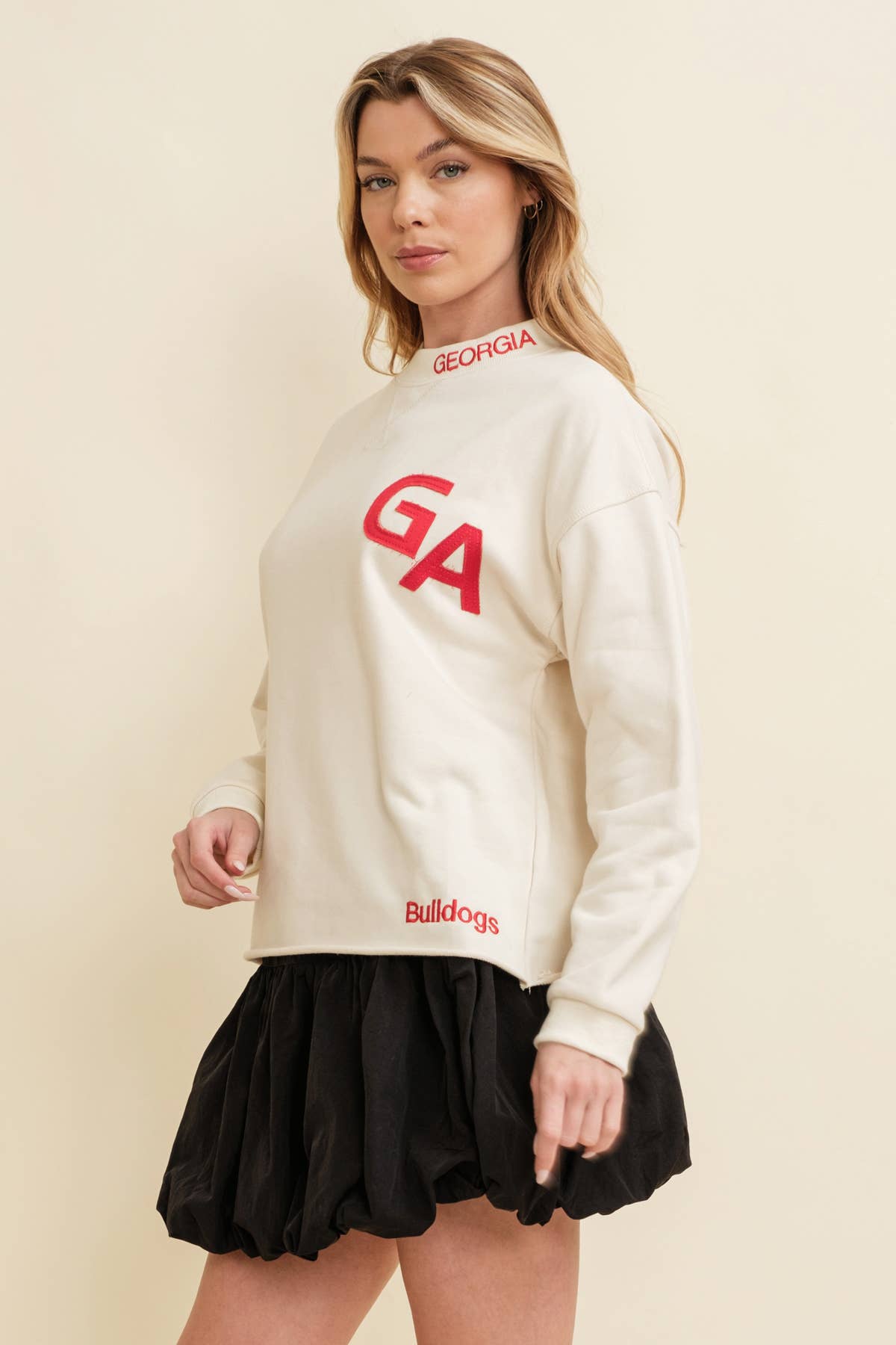 Bulldog Belle Pullover