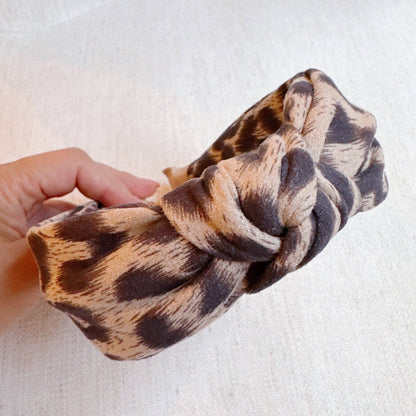 Perfectly Chic Leopard Headband