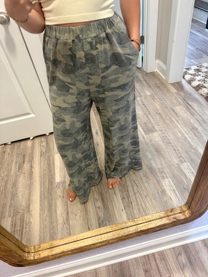 Camo wide leg pants