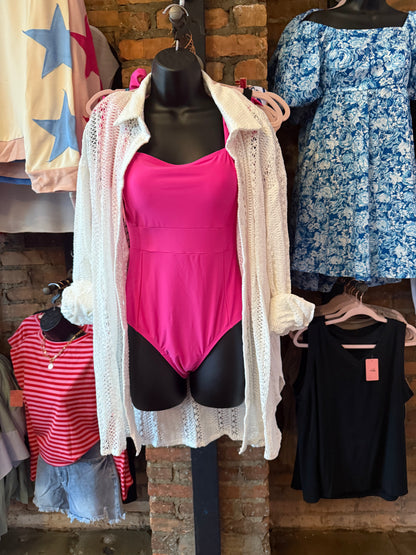 Beach please coverup 🏖️