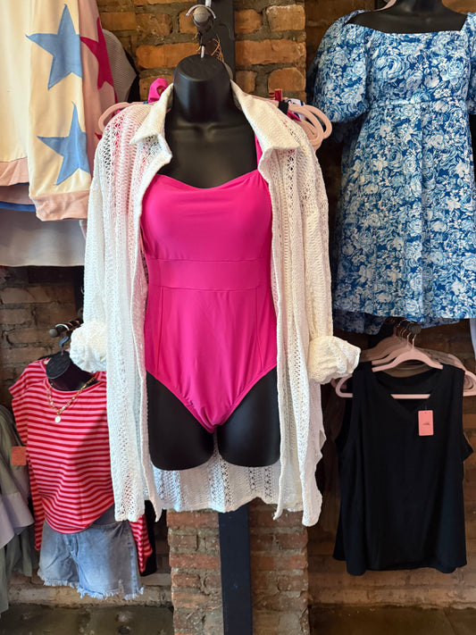 Beach please coverup 🏖️