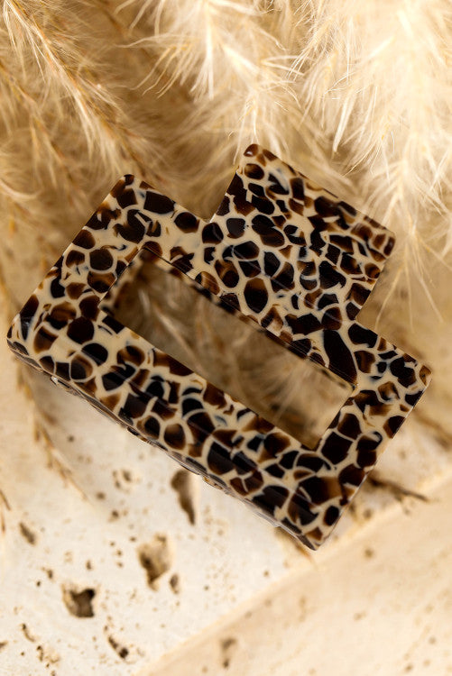 Cheetah claw clip