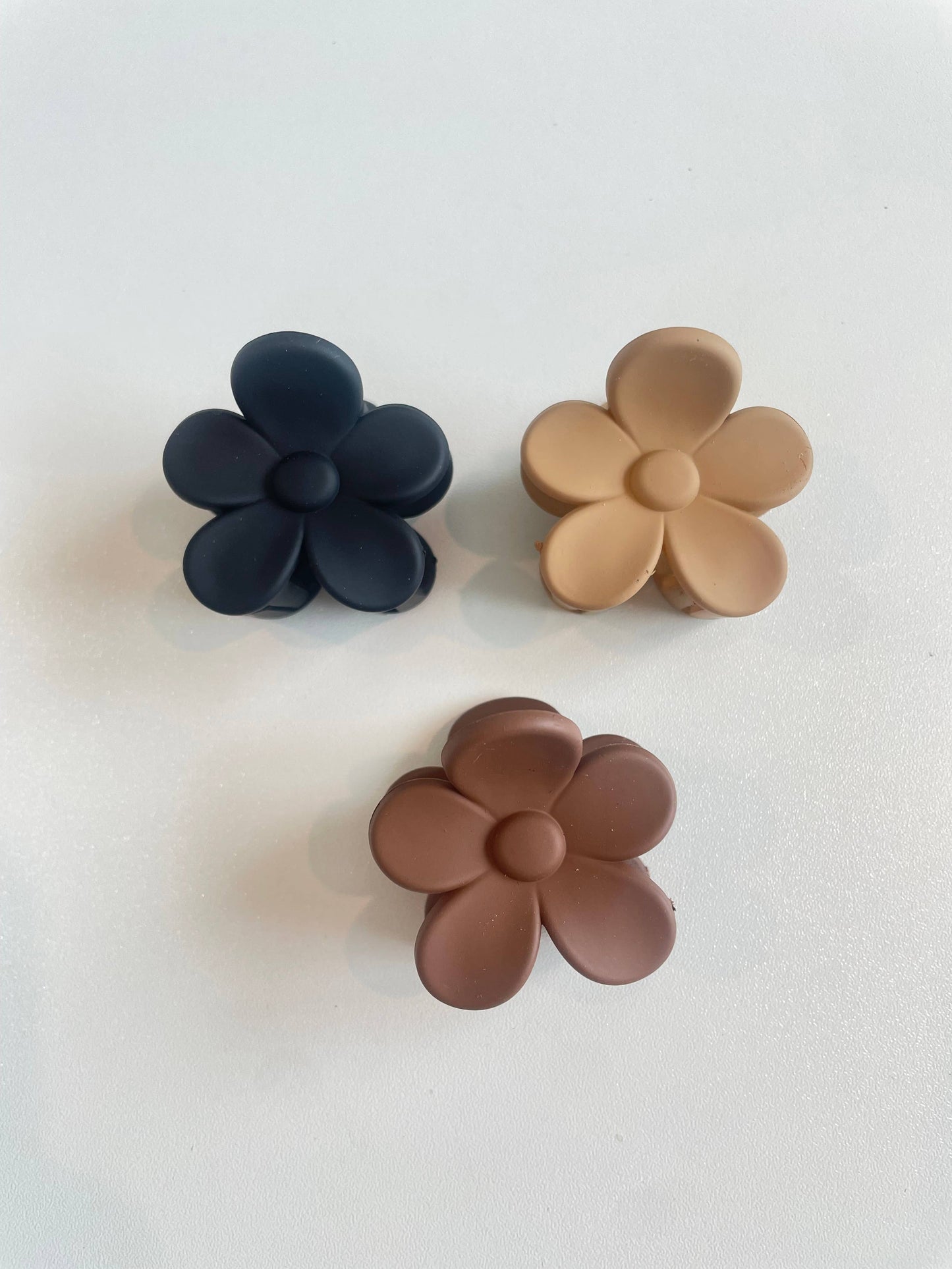 Hair Claw Clips: Mini Flower