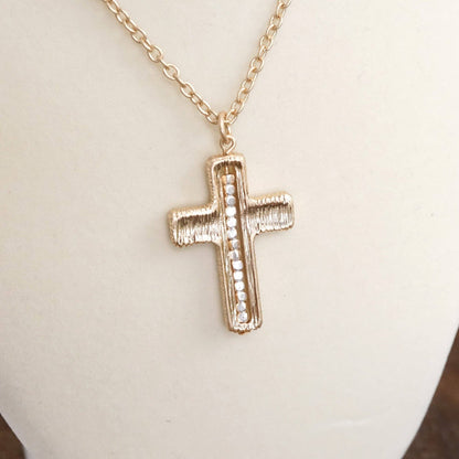 Minimalist Cross Dainty Chain Necklace –l