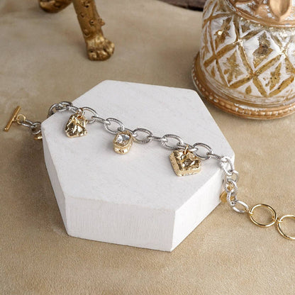 Brilliant Bond – Statement Chain Bracelets with Reflective Crystals